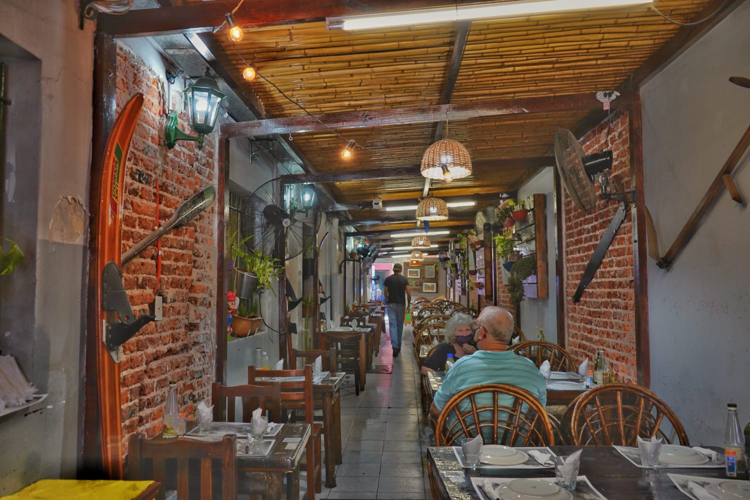 Los Isleños Pizzas