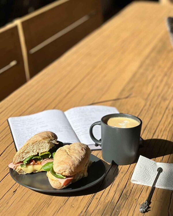 Maifren Cafe