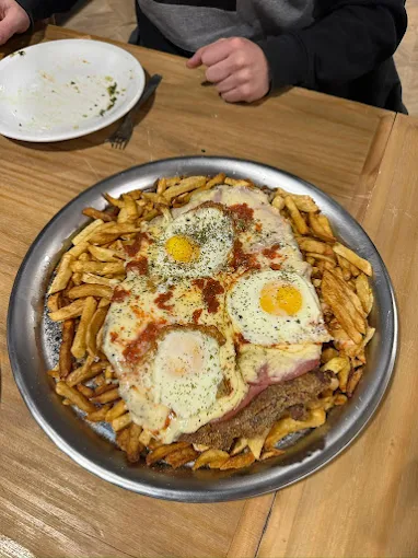 La Tasca Bodegón