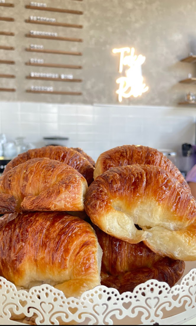 Sole Dueñas Patisserie & Caffee