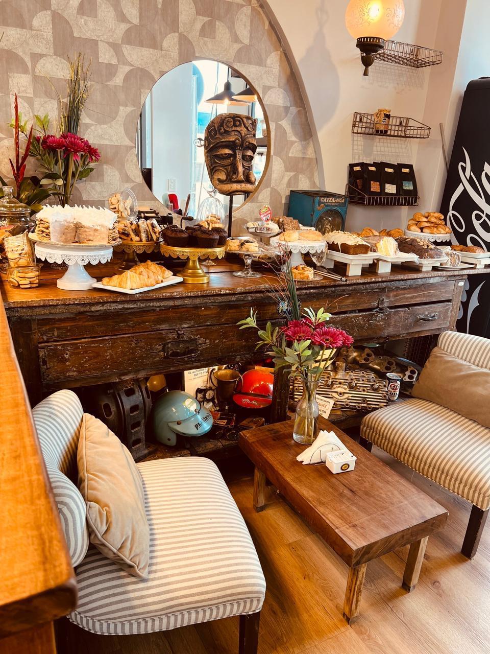 Miradas al río cafe